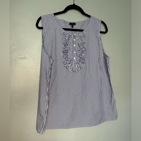 J.crew blue and white sleevless top - Picture 1 of 4